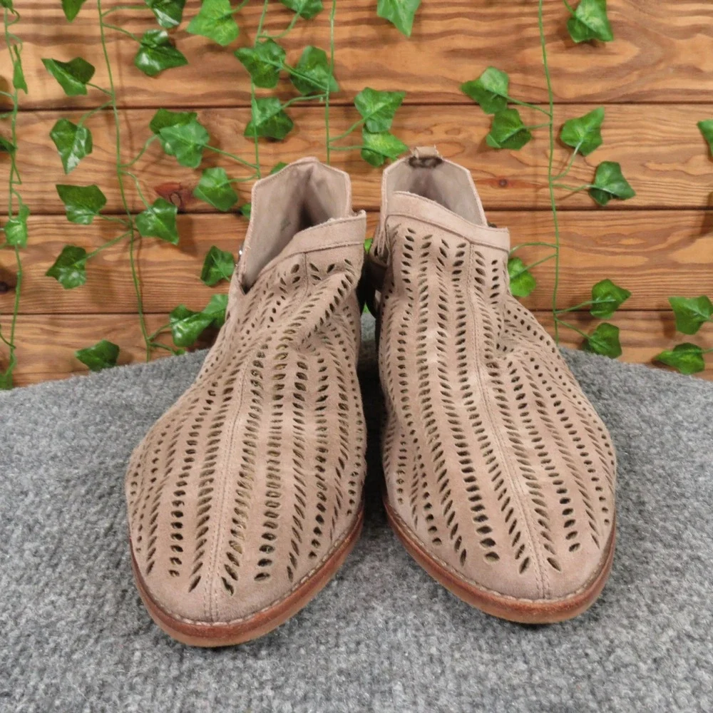 Vince Camuto these vince